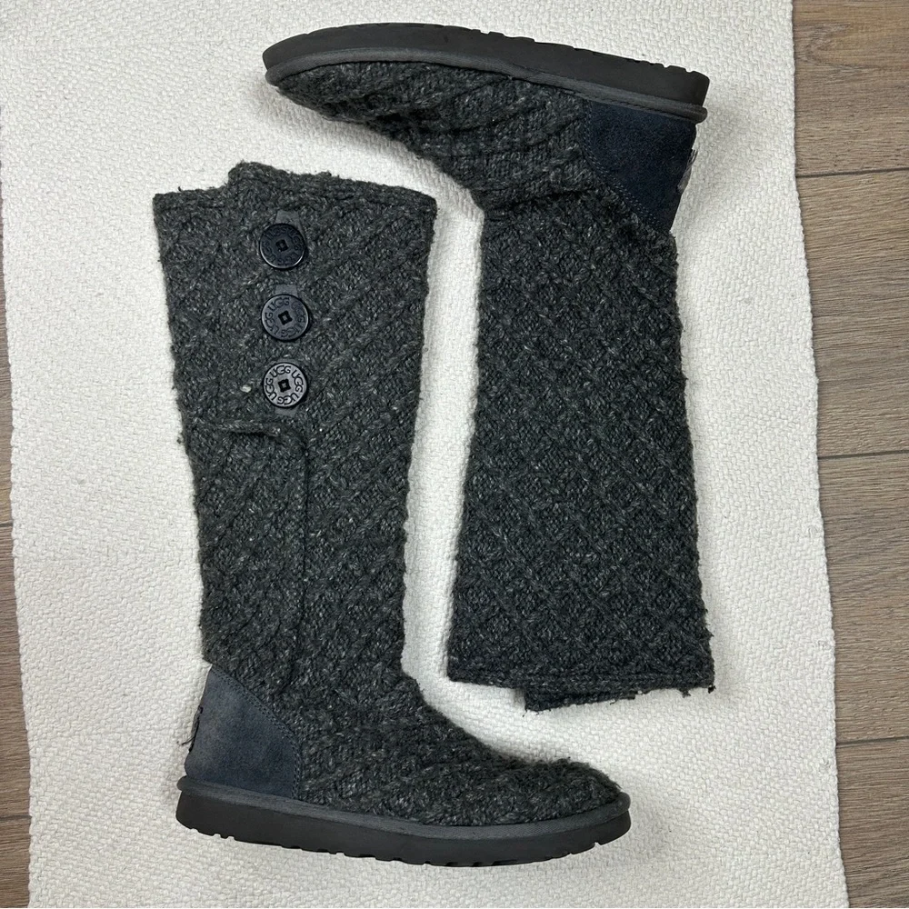 UGG dark gray knit Cardy convertible boots SIZE 8